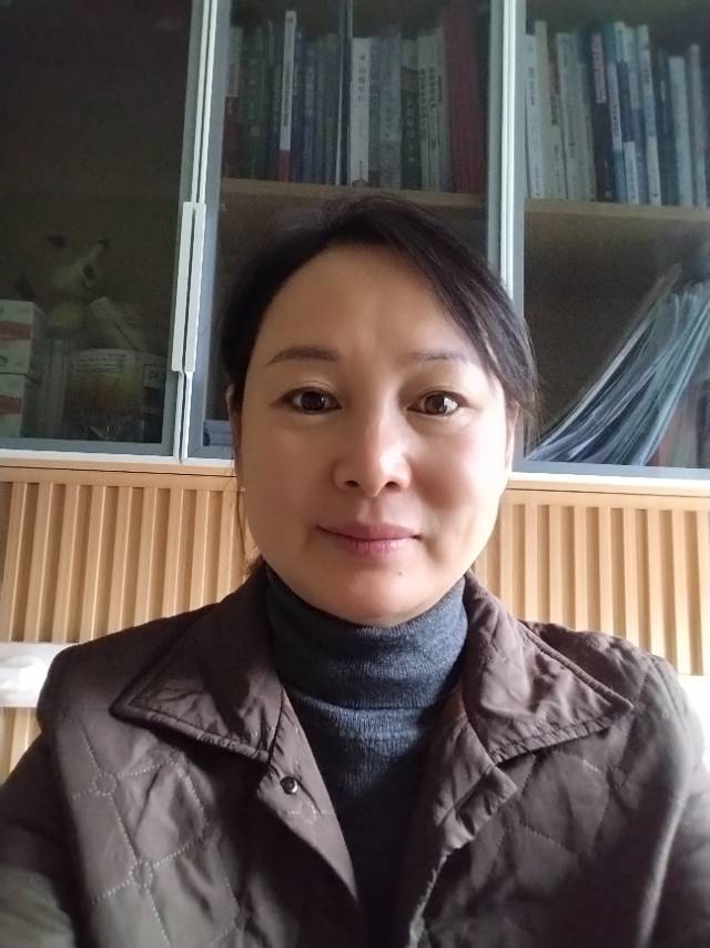 阿姨资料照片