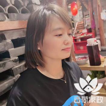 阿姨资料照片