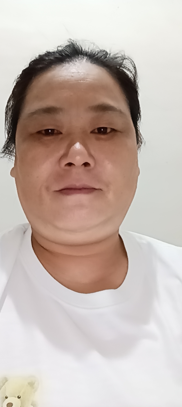 阿姨资料照片