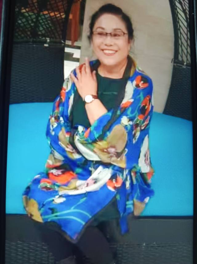 阿姨资料照片