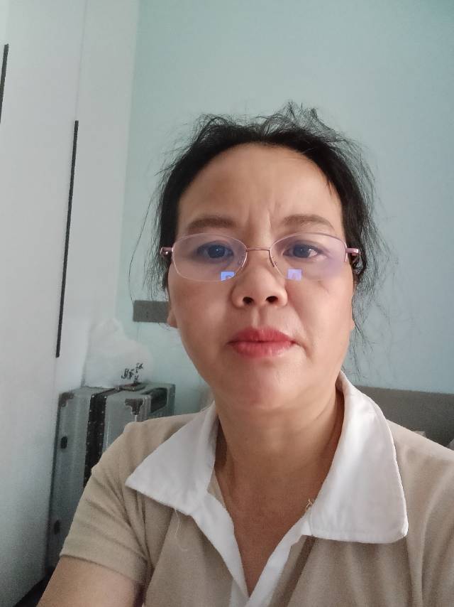 阿姨资料照片
