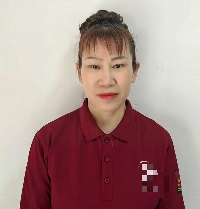 阿姨资料照片