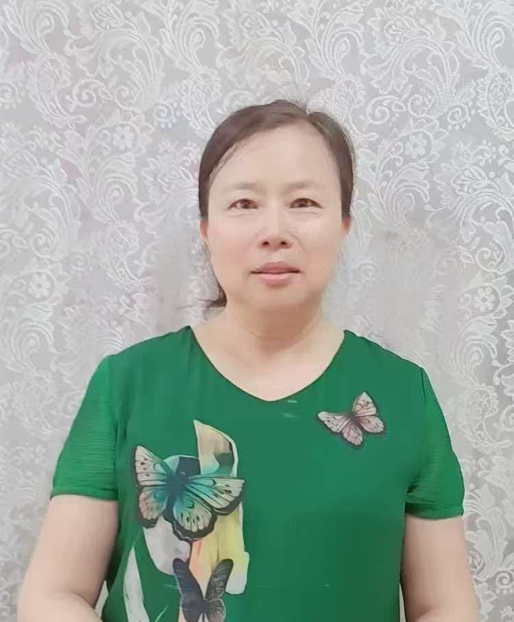阿姨资料照片