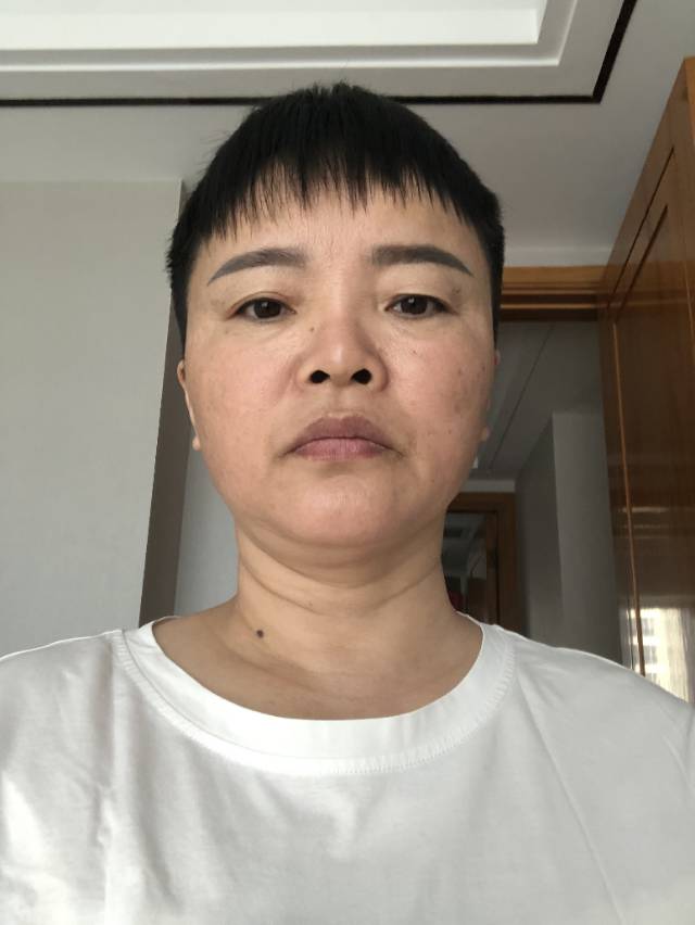 阿姨资料照片
