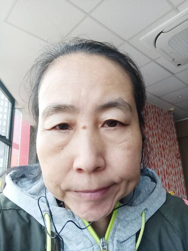 阿姨资料照片