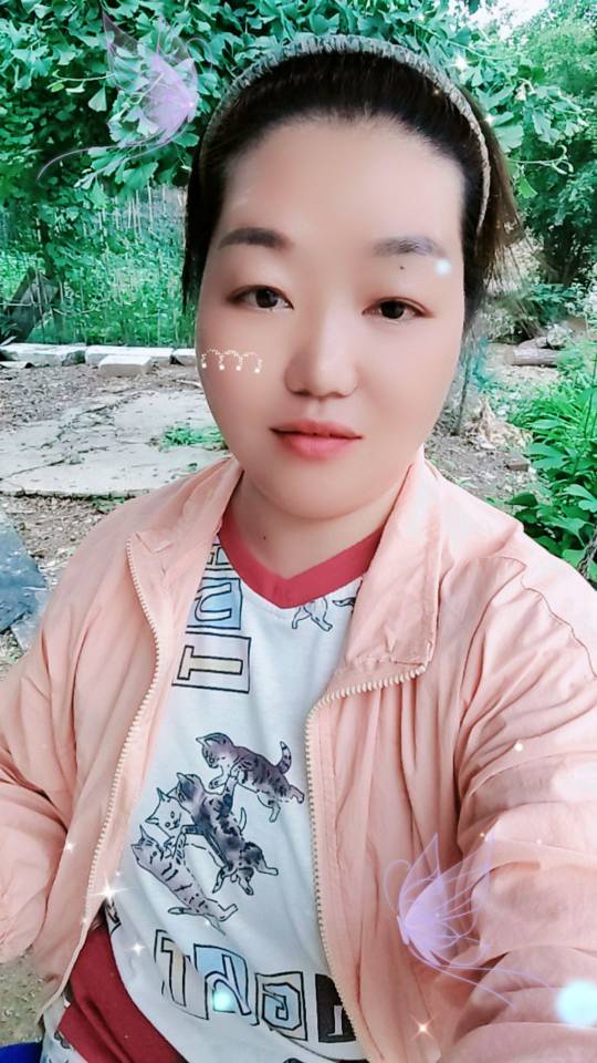 阿姨资料照片
