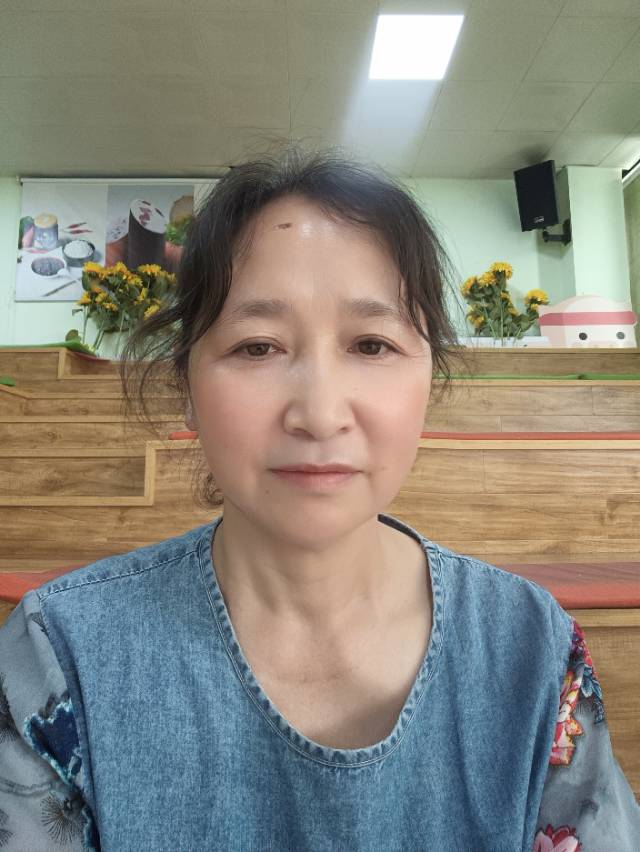 阿姨资料照片