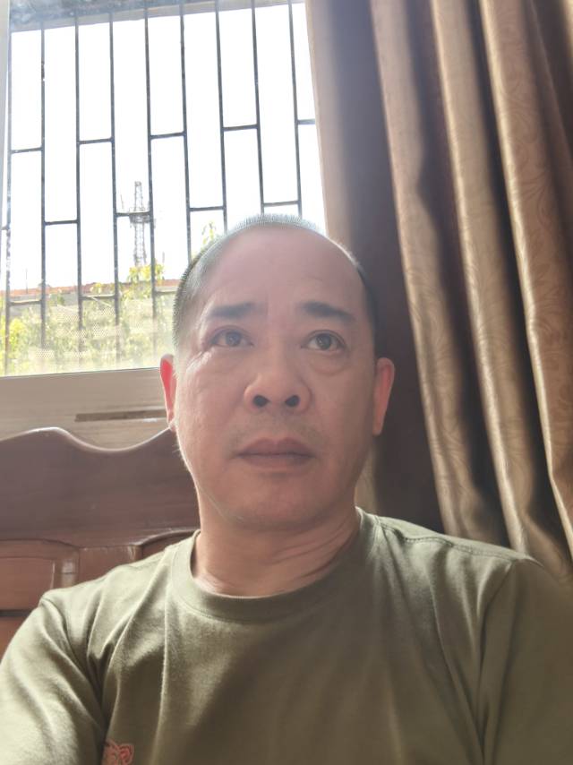 阿姨资料照片