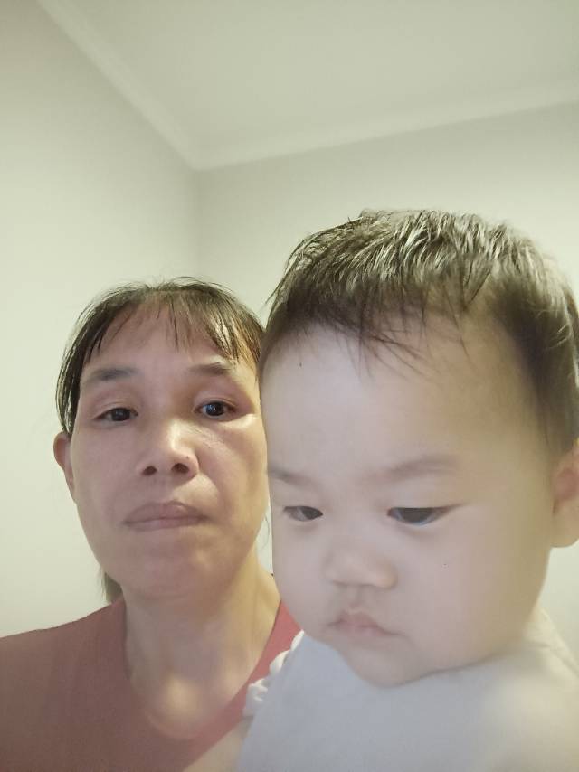 阿姨资料照片