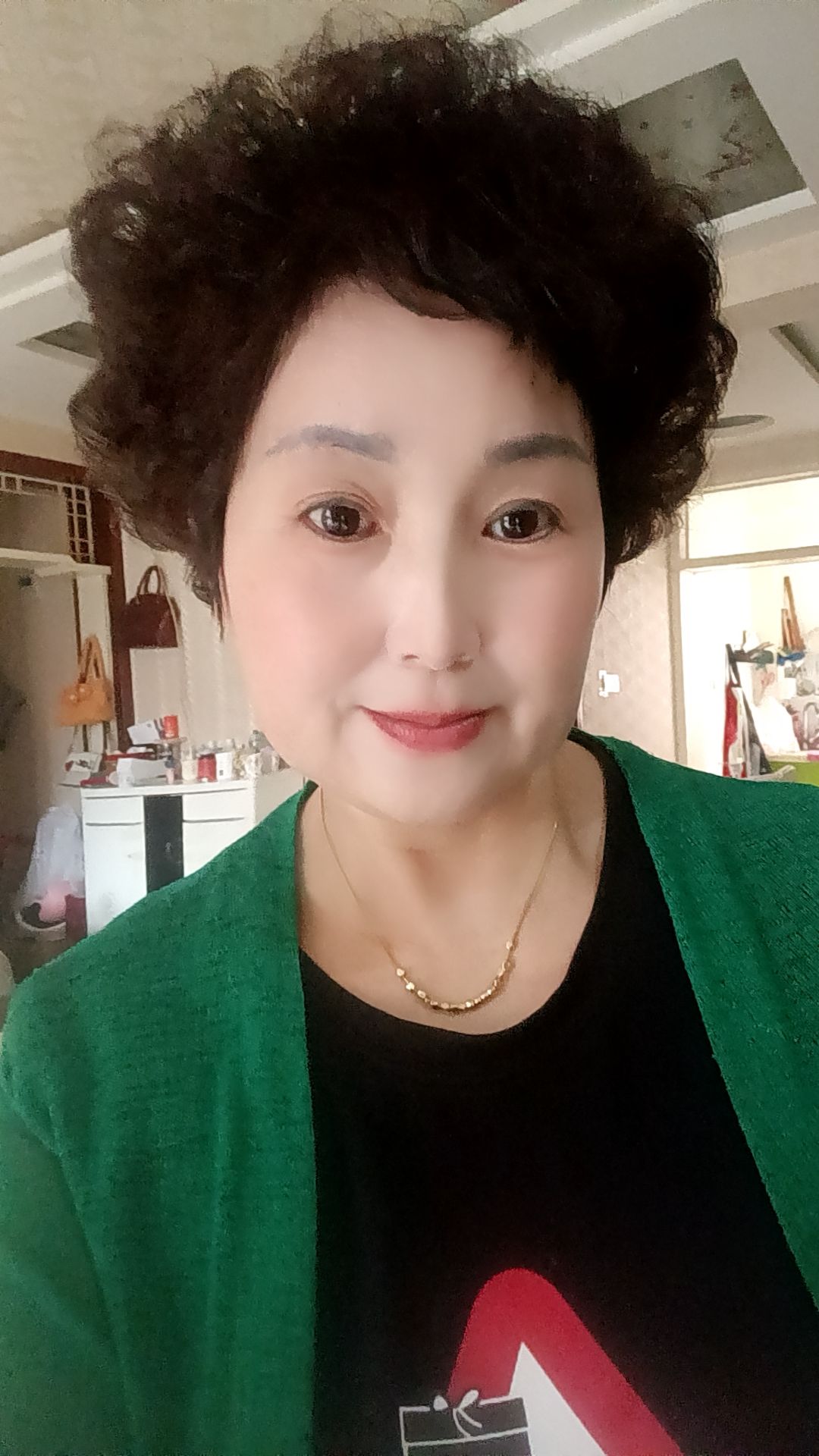 阿姨资料照片