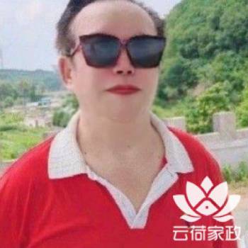阿姨资料照片