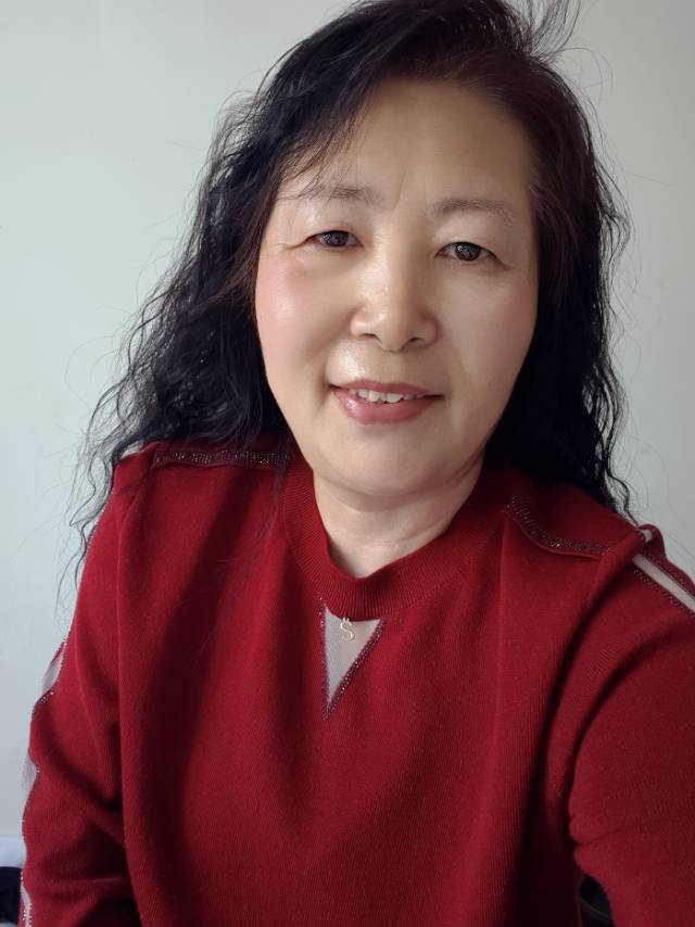 阿姨资料照片