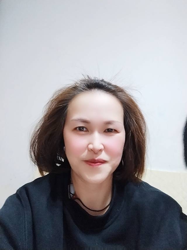 阿姨资料照片