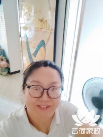 阿姨资料照片