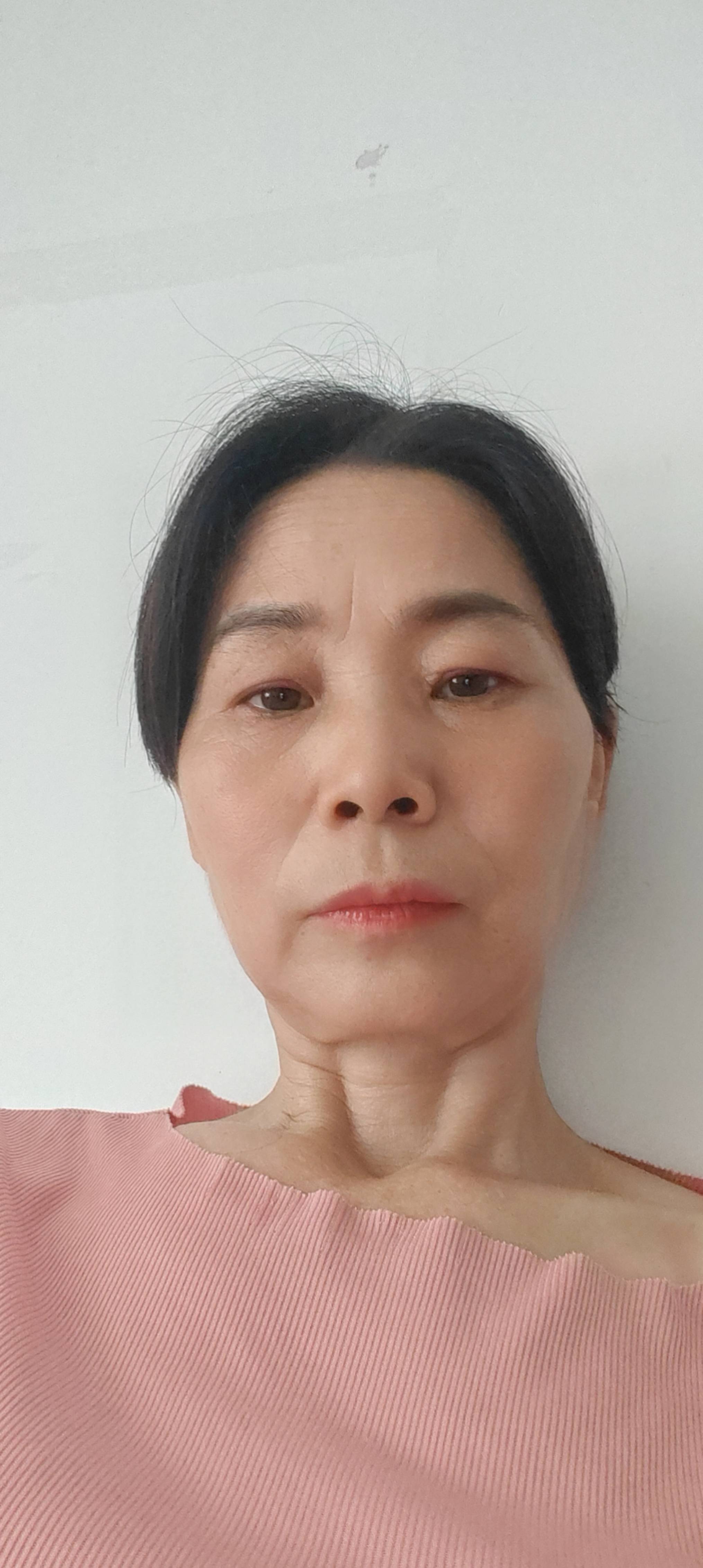 阿姨资料照片