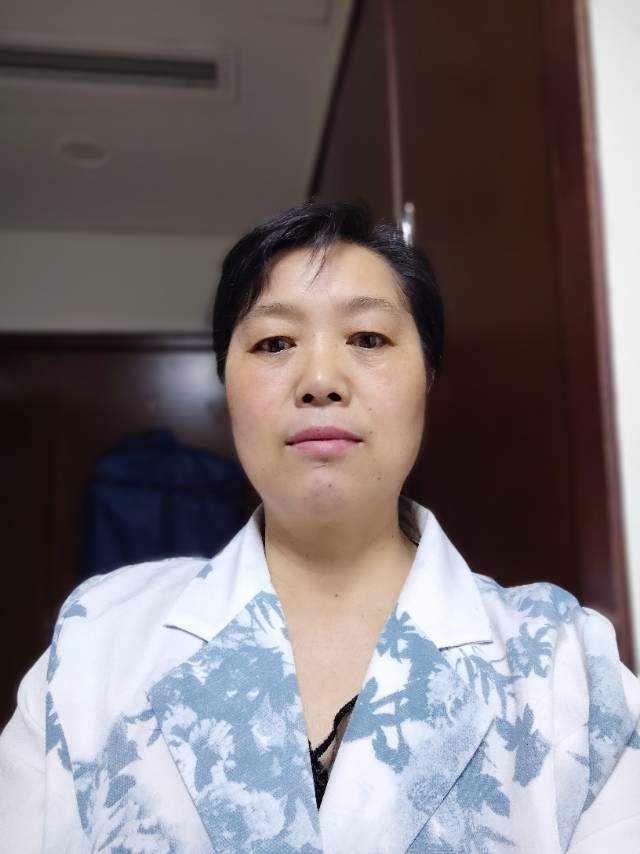 阿姨资料照片