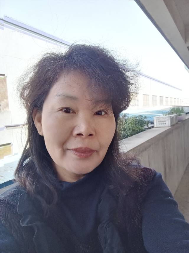 阿姨资料照片