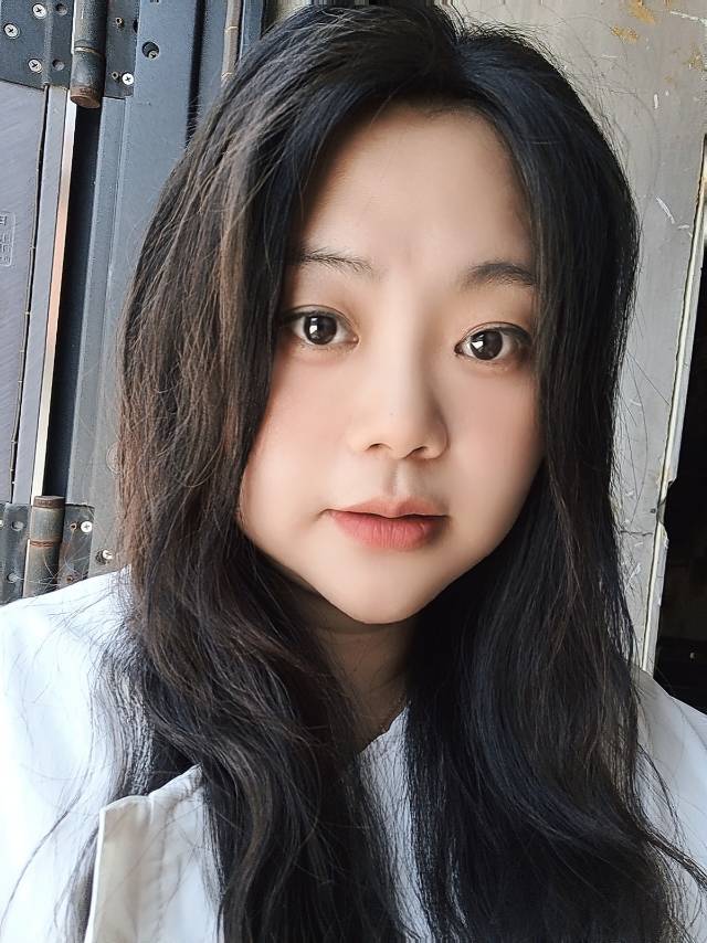 阿姨资料照片