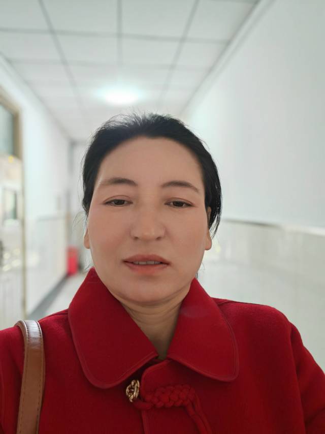 阿姨资料照片