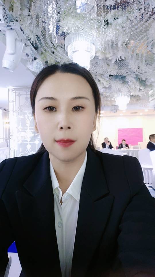 阿姨资料照片