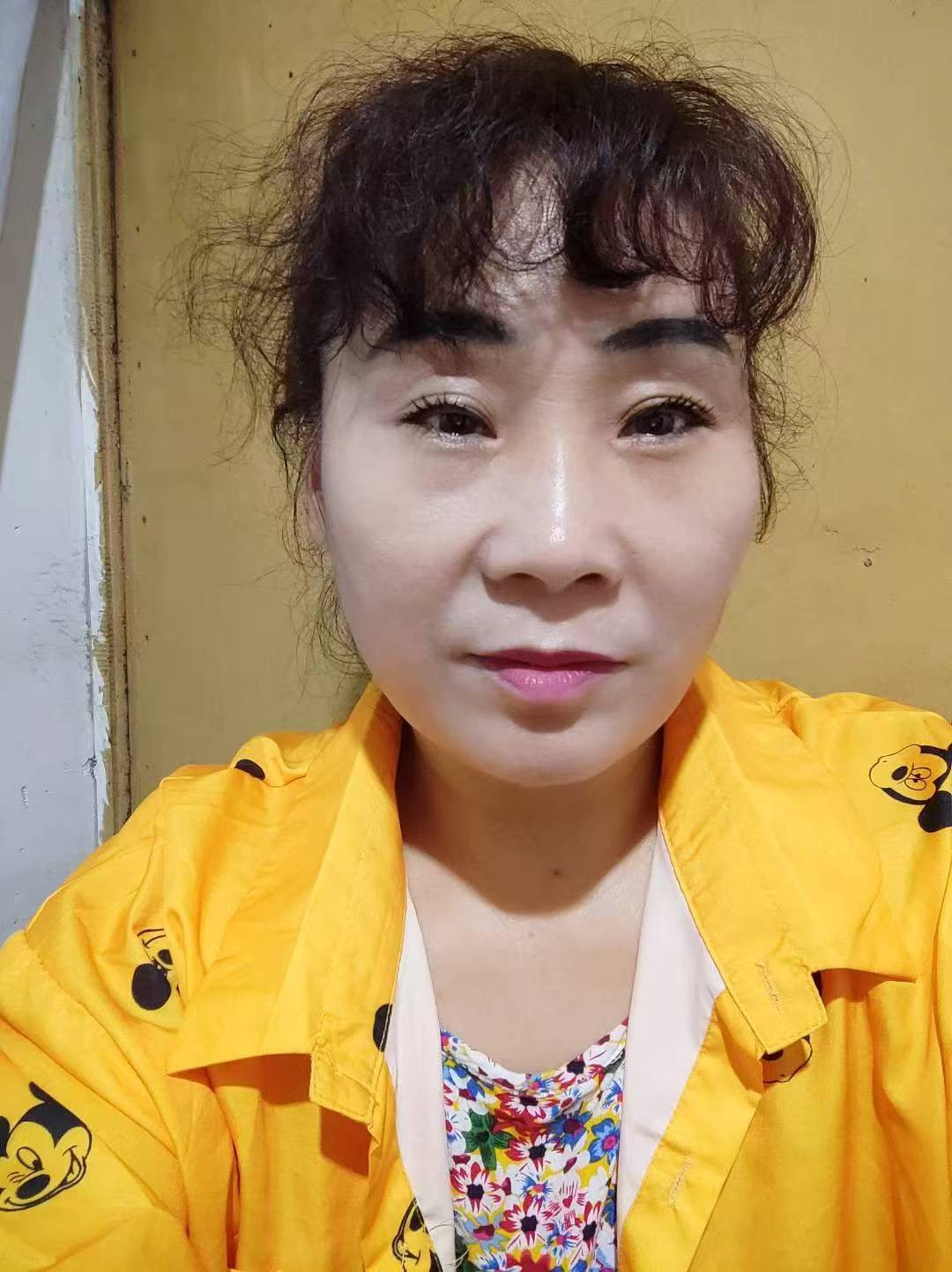 阿姨资料照片