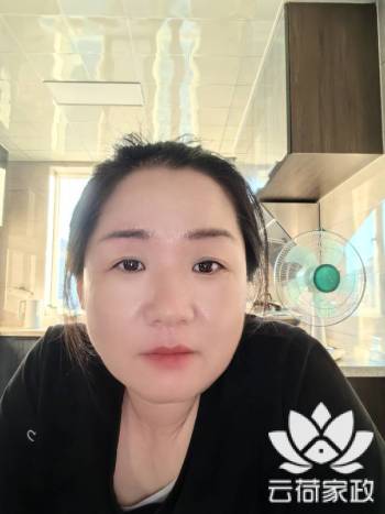 阿姨资料照片