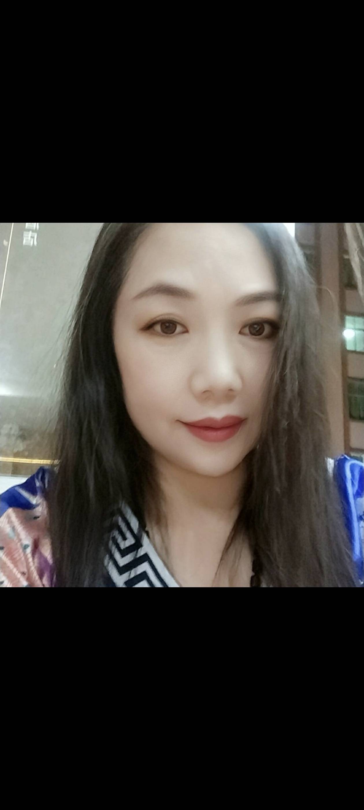 阿姨资料照片
