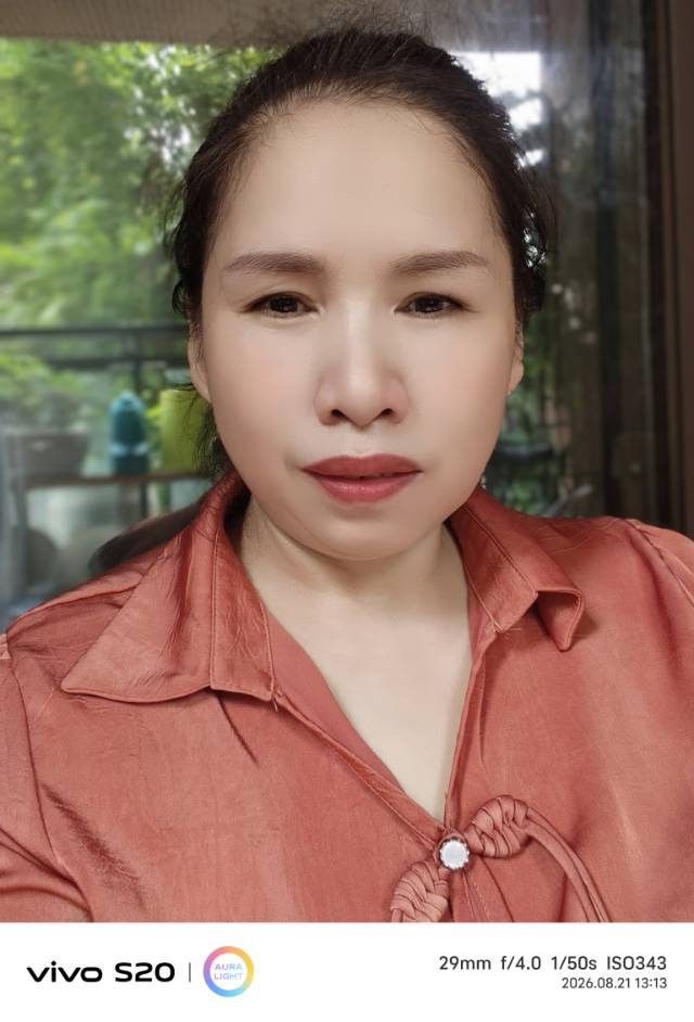 阿姨资料照片
