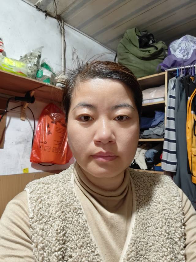 阿姨资料照片