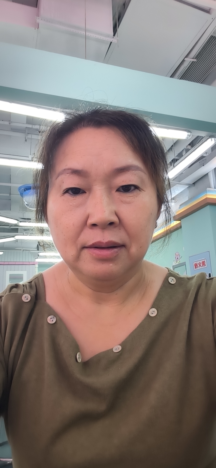 阿姨资料照片