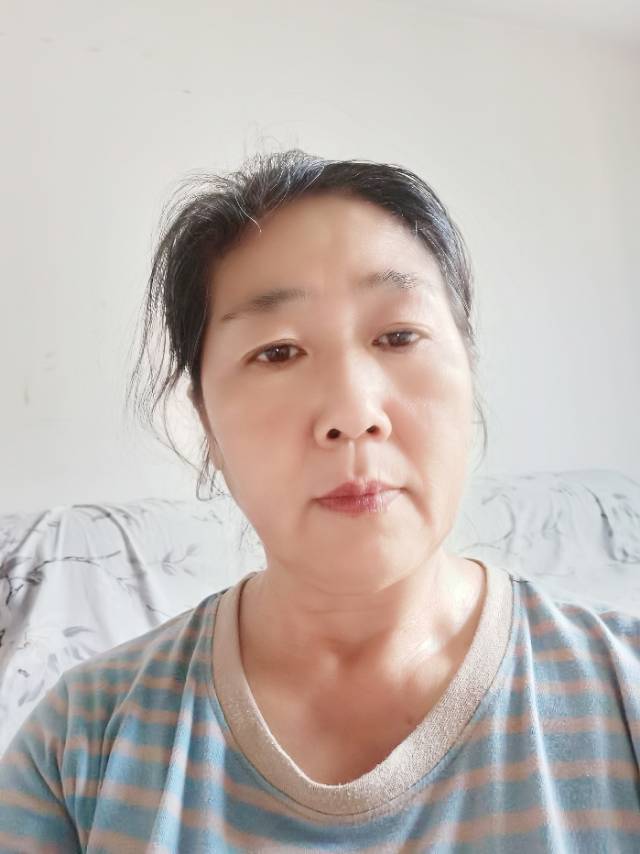 阿姨资料照片