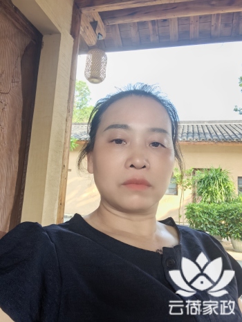 阿姨资料照片