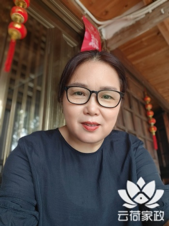 阿姨资料照片