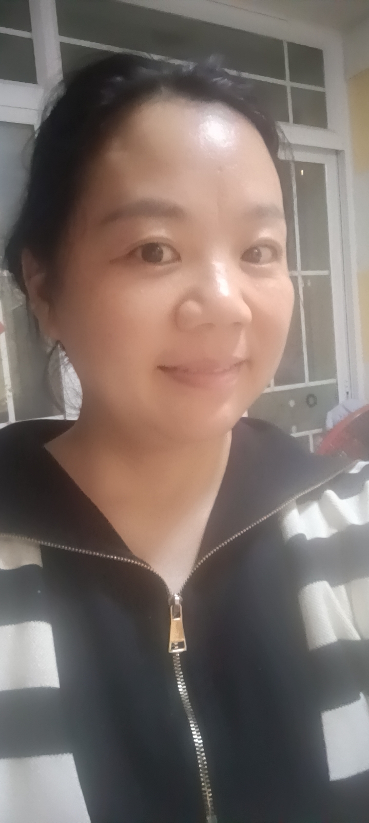 阿姨资料照片