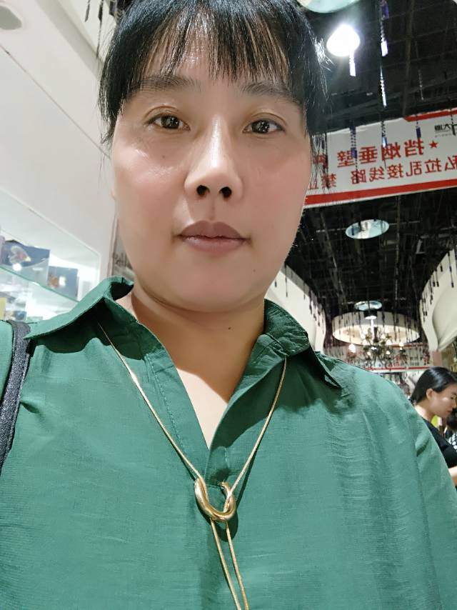 阿姨资料照片