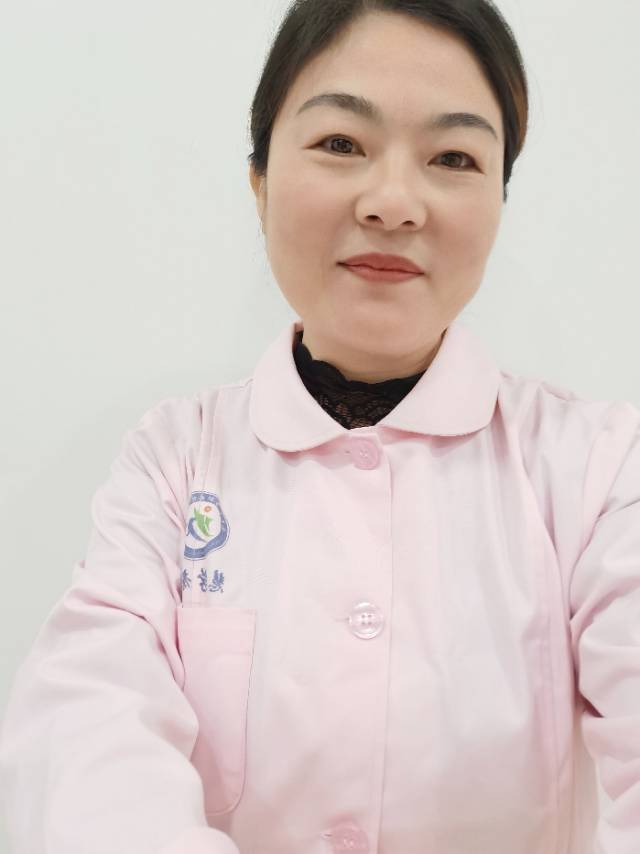 阿姨资料照片