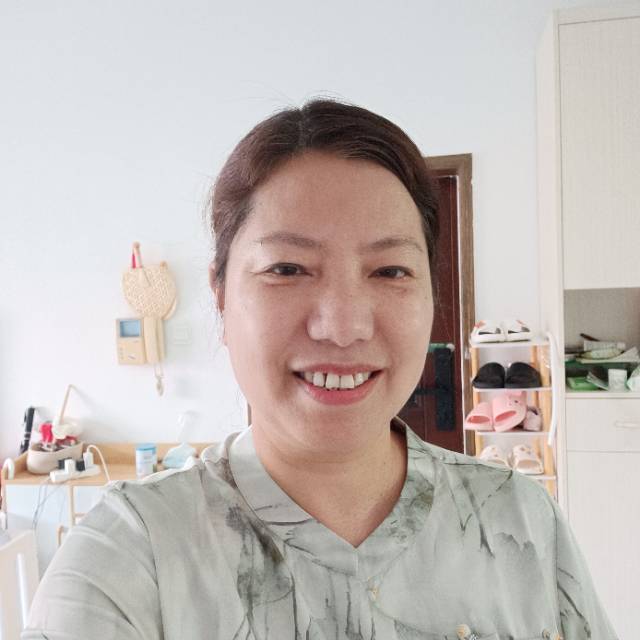 阿姨资料照片