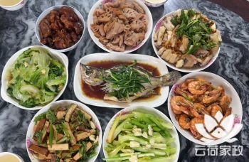 阿姨资料照片