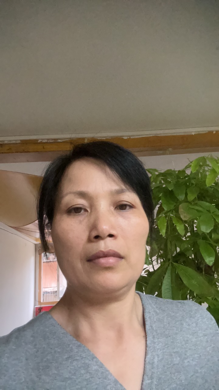 阿姨资料照片
