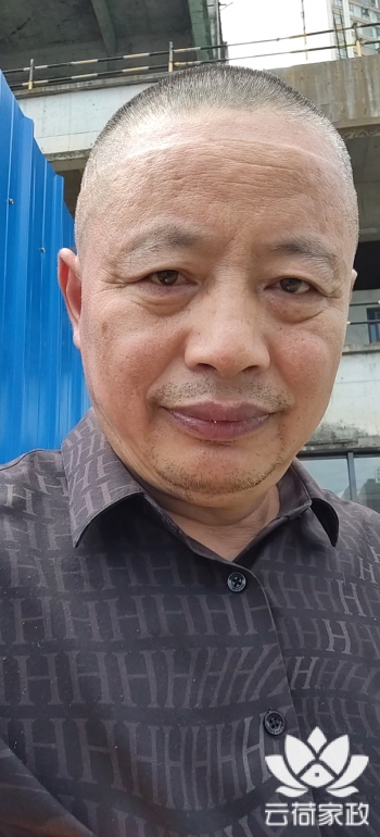 阿姨资料照片