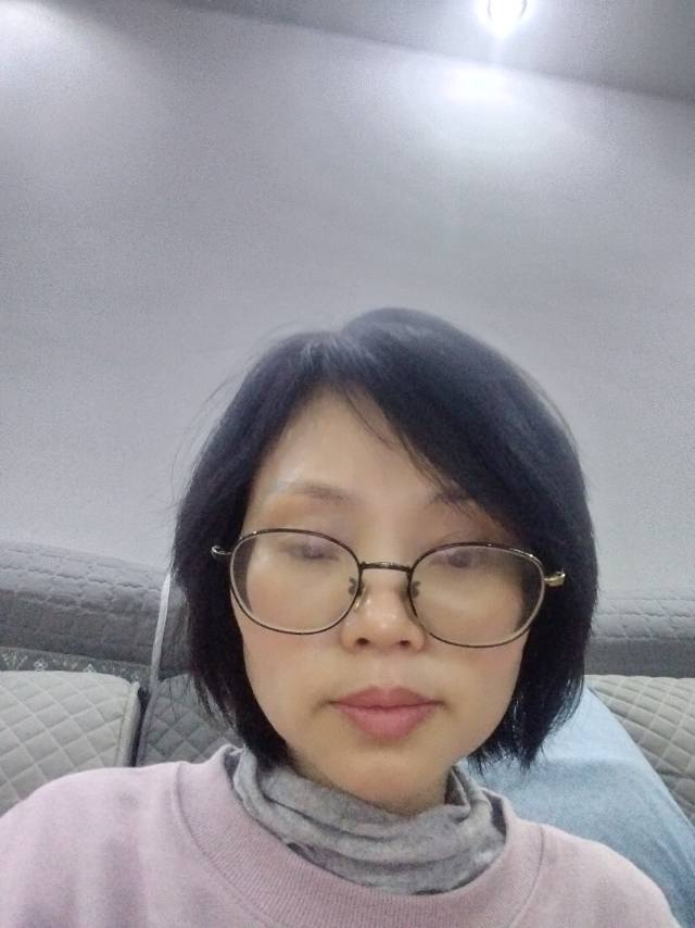 阿姨资料照片