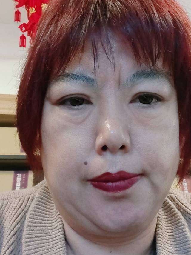 阿姨资料照片
