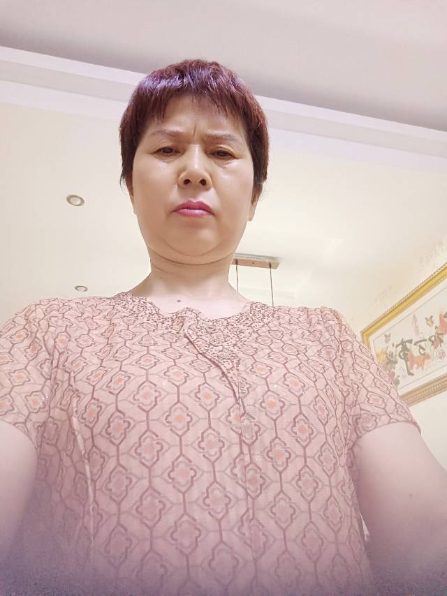 阿姨资料照片