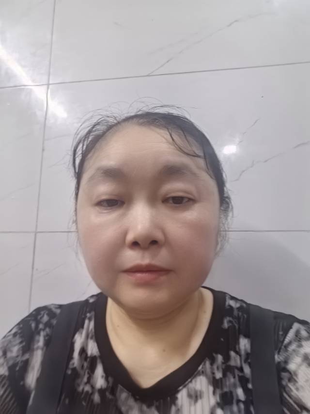 阿姨资料照片