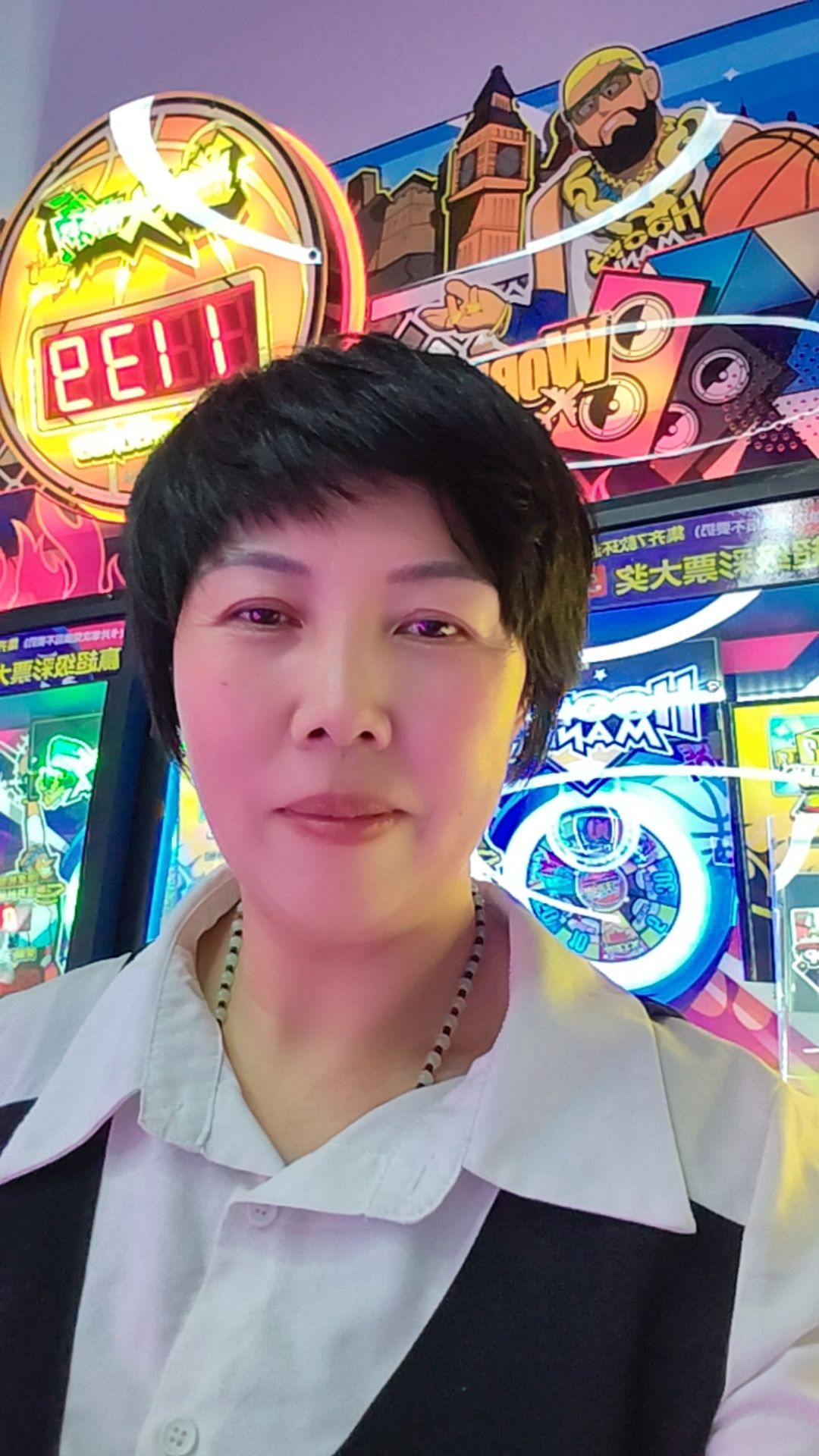 阿姨资料照片