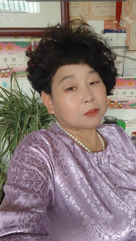阿姨资料照片