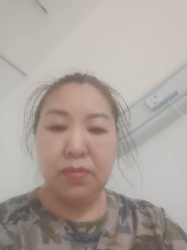 阿姨资料照片