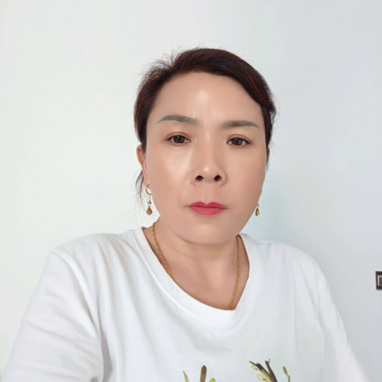 阿姨资料照片