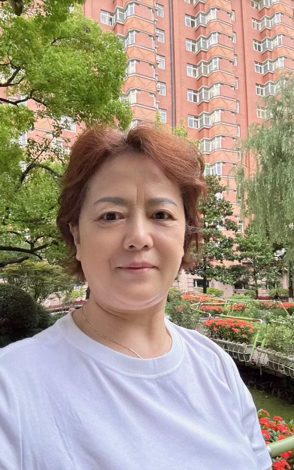 阿姨资料照片