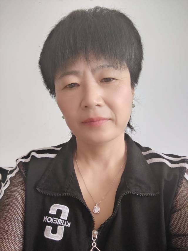 阿姨资料照片
